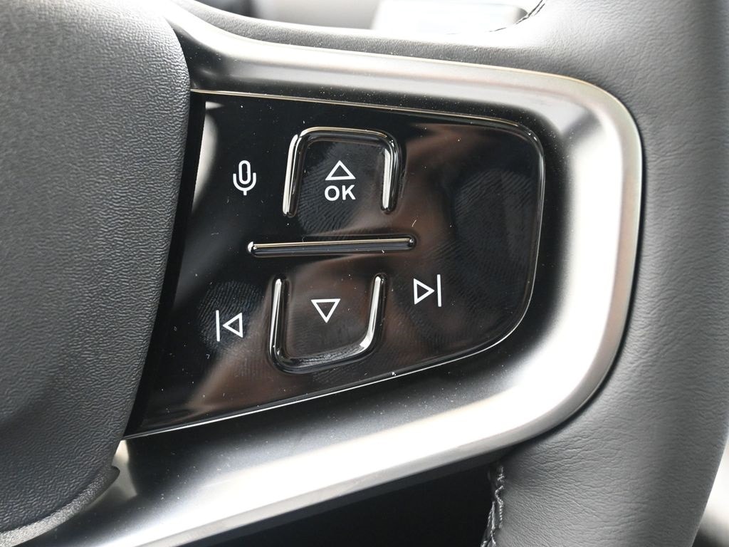2026 Volvo EX30 Ultra - Photo 23