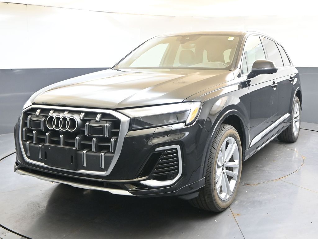 2025 Audi Q7 55 Premium Plus quattro Tiptronic's photo