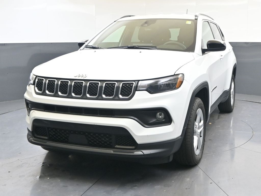 Used 2023 Jeep Compass Latitude SUV