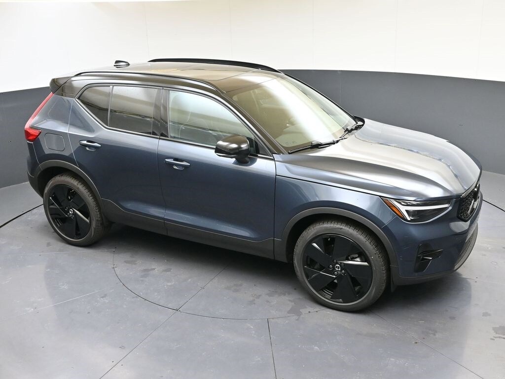 2026 Volvo XC40 Ultra Black Edition - Photo 47