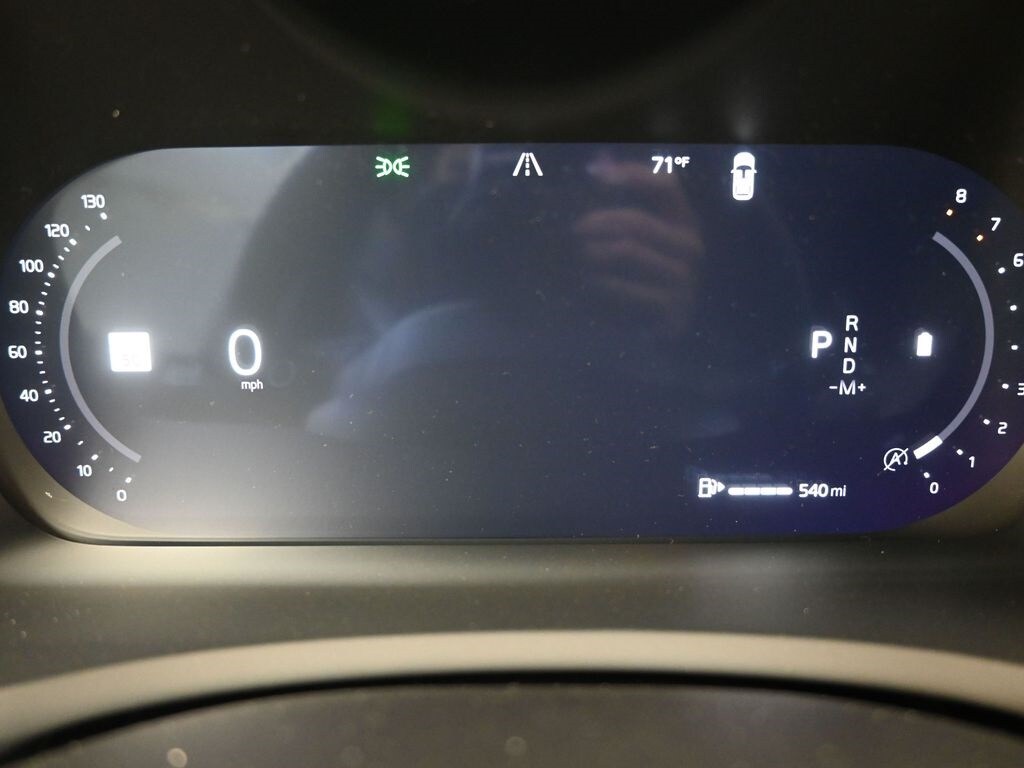 2026 Volvo XC90 Plus - Photo 33