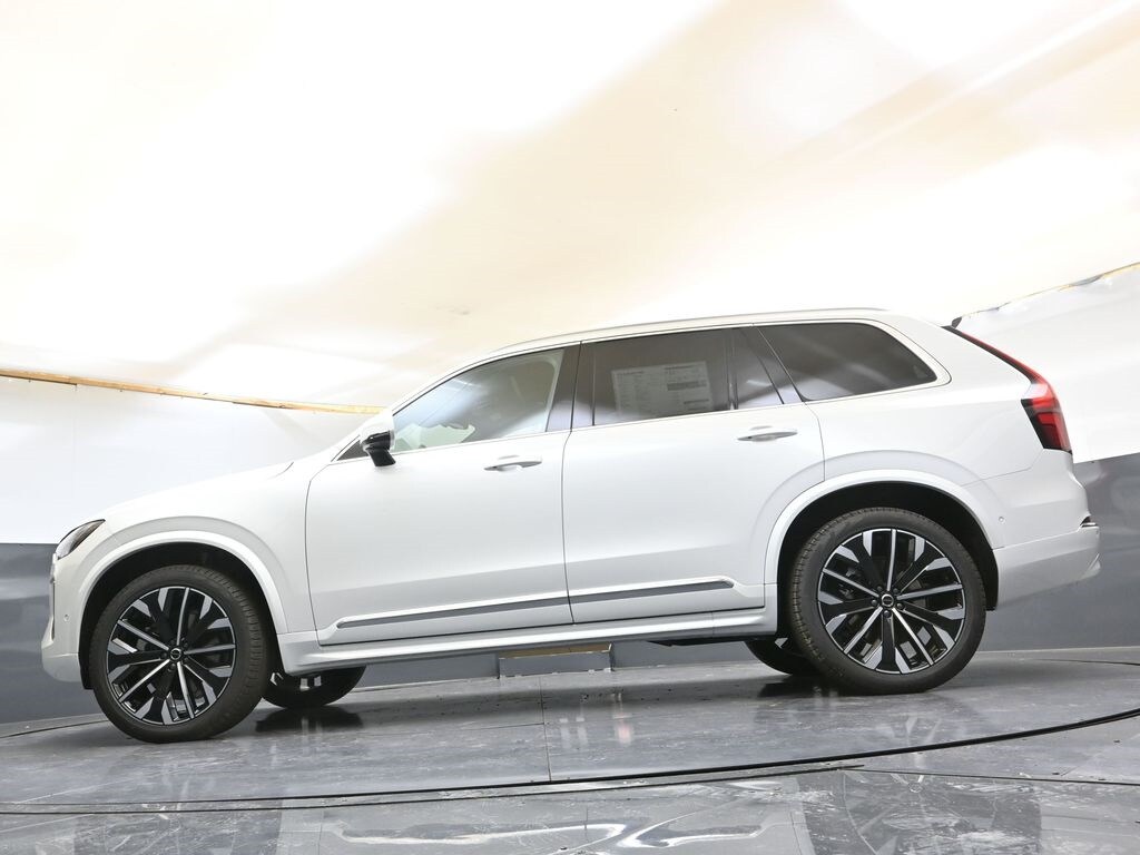 2026 Volvo XC90 Plus - Photo 41