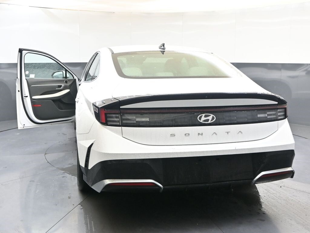 2024 Hyundai Sonata SEL photo 4