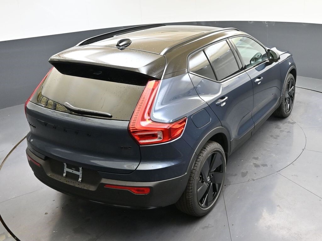 2026 Volvo XC40 Ultra Black Edition - Photo 45