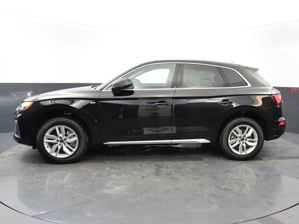 Used 2024 Audi Q5 Premium with VIN WA1GAAFY1R2010479 for sale in Kalamazoo, MI