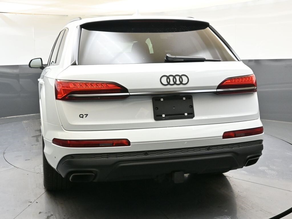 2025 Audi Q7 55 Premium photo 3