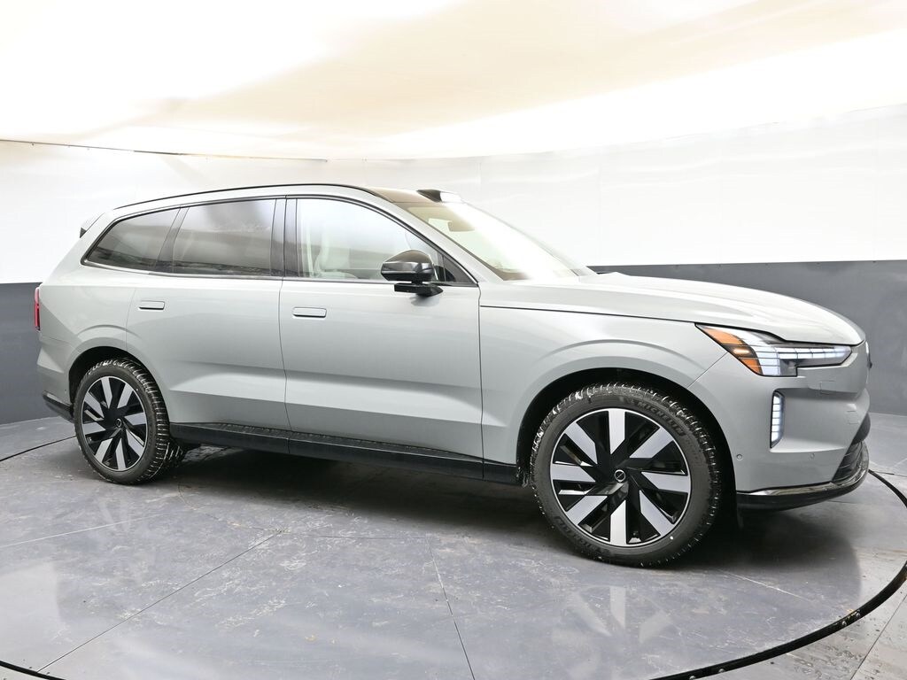 2025 Volvo EX90 Ultra - Photo 7