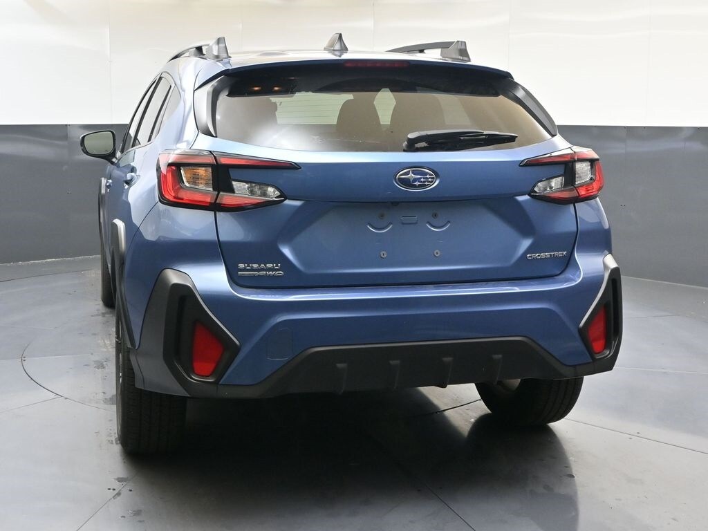2024 Subaru Crosstrek Premium photo 4