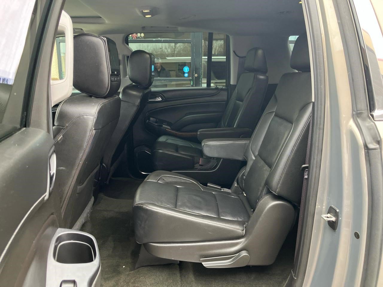 2017 Chevrolet Suburban Premier - Photo 24