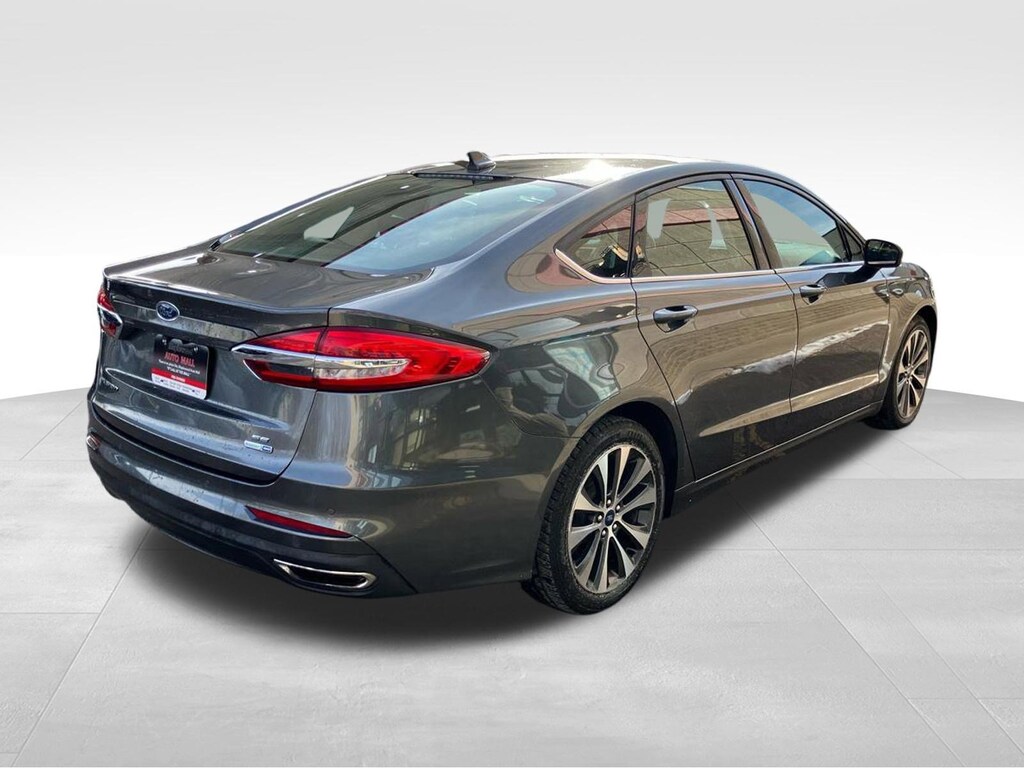 Used 2019 Ford Fusion SE Sedan