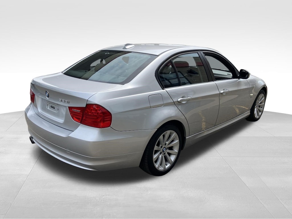 Used 2011 BMW 328i xDrive Sedan