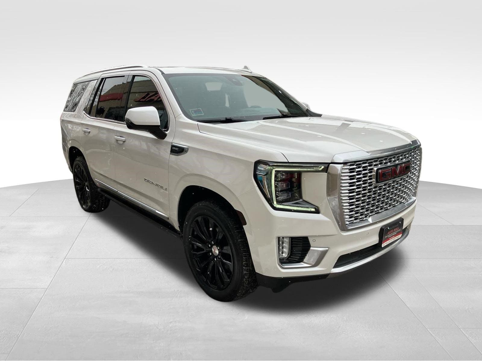 2021 GMC Yukon Denali - Photo 3