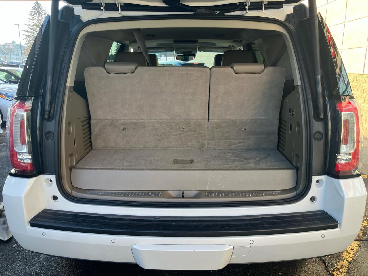 2018 GMC Yukon SLT - Photo 31
