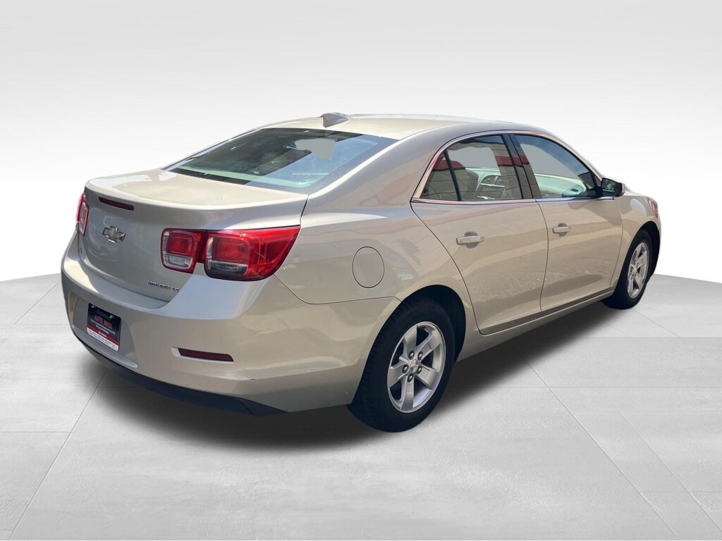 Used 2015 Chevrolet Malibu LT w/1LT Sedan