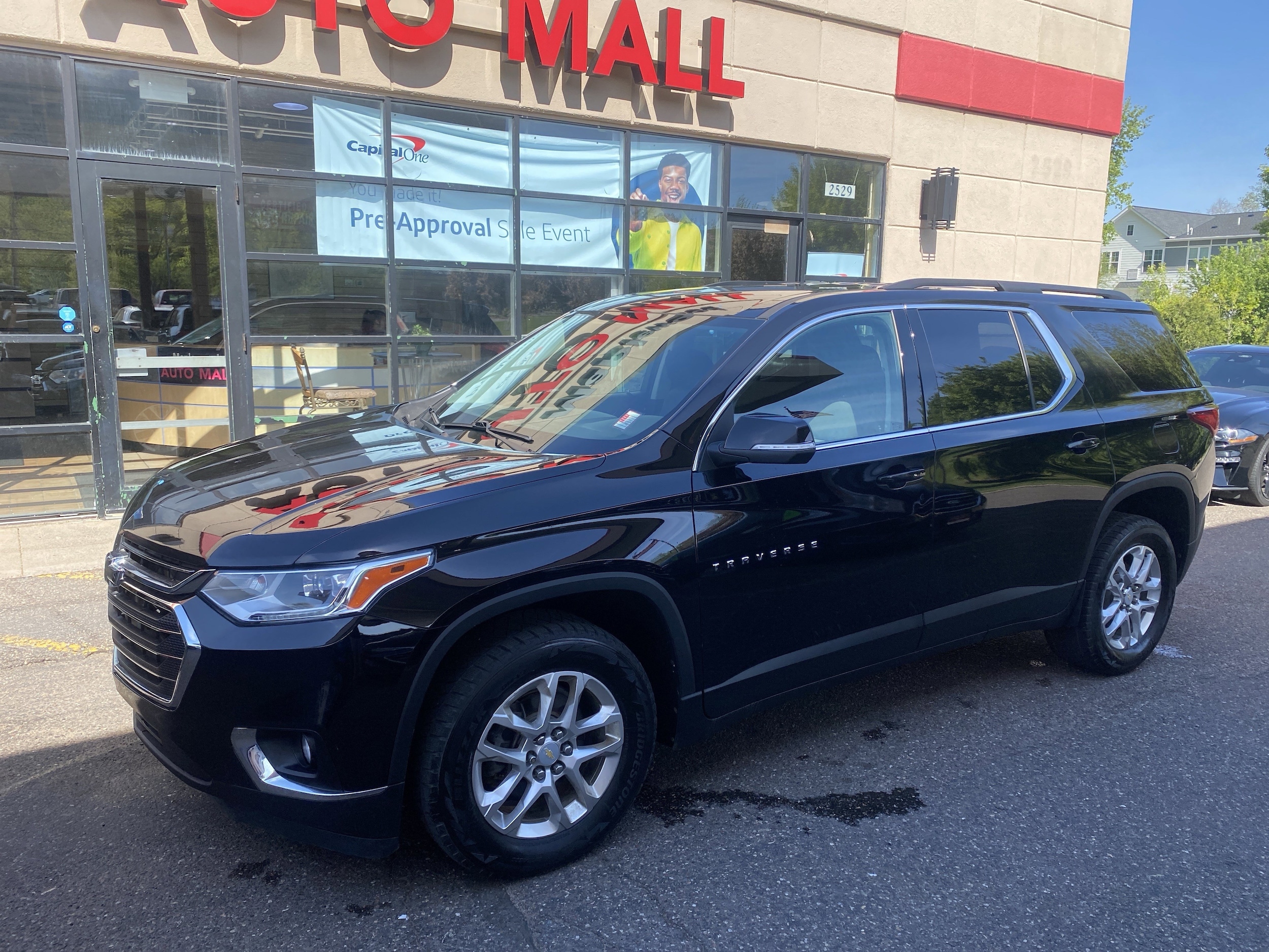 2021 Chevrolet Traverse LT AWD's photo