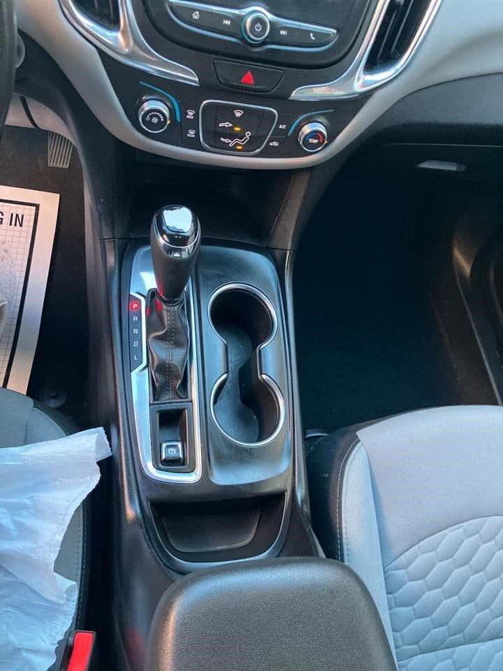 2019 Chevrolet Equinox LT - Photo 16