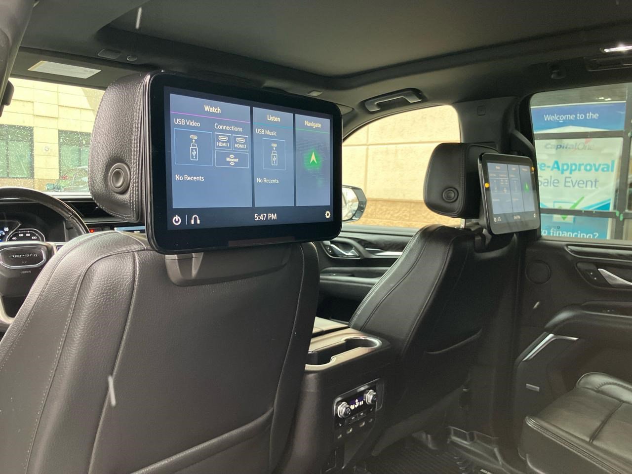 2021 GMC Yukon Denali - Photo 27