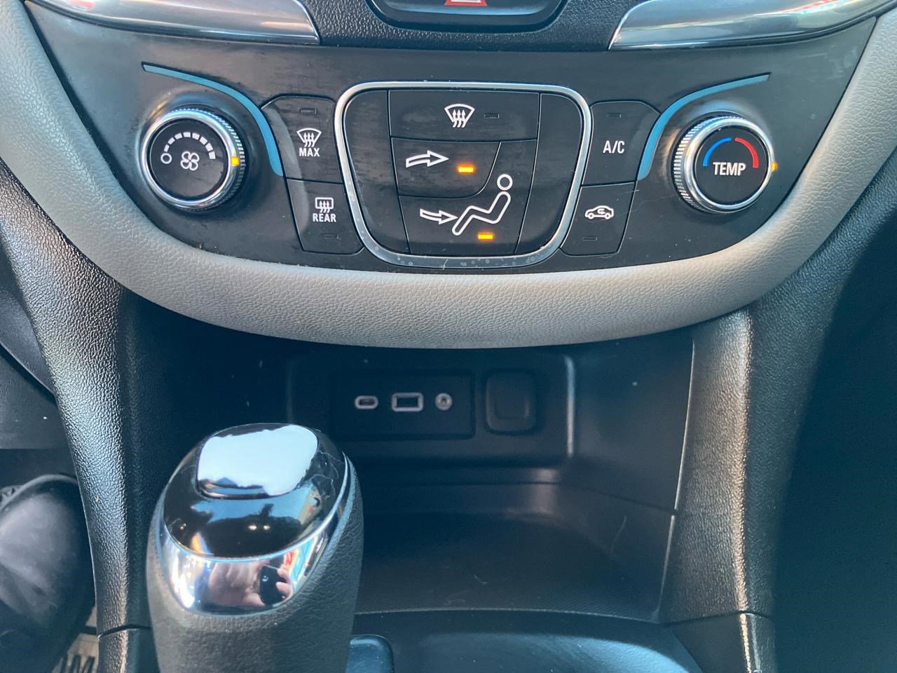 2019 Chevrolet Equinox LT - Photo 15