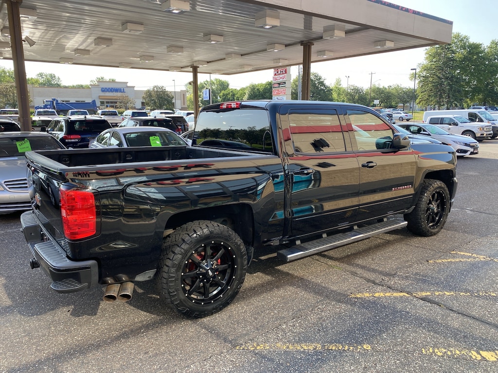 Used 2018 Chevrolet Silverado 1500 LT w/2LT Truck Crew Cab