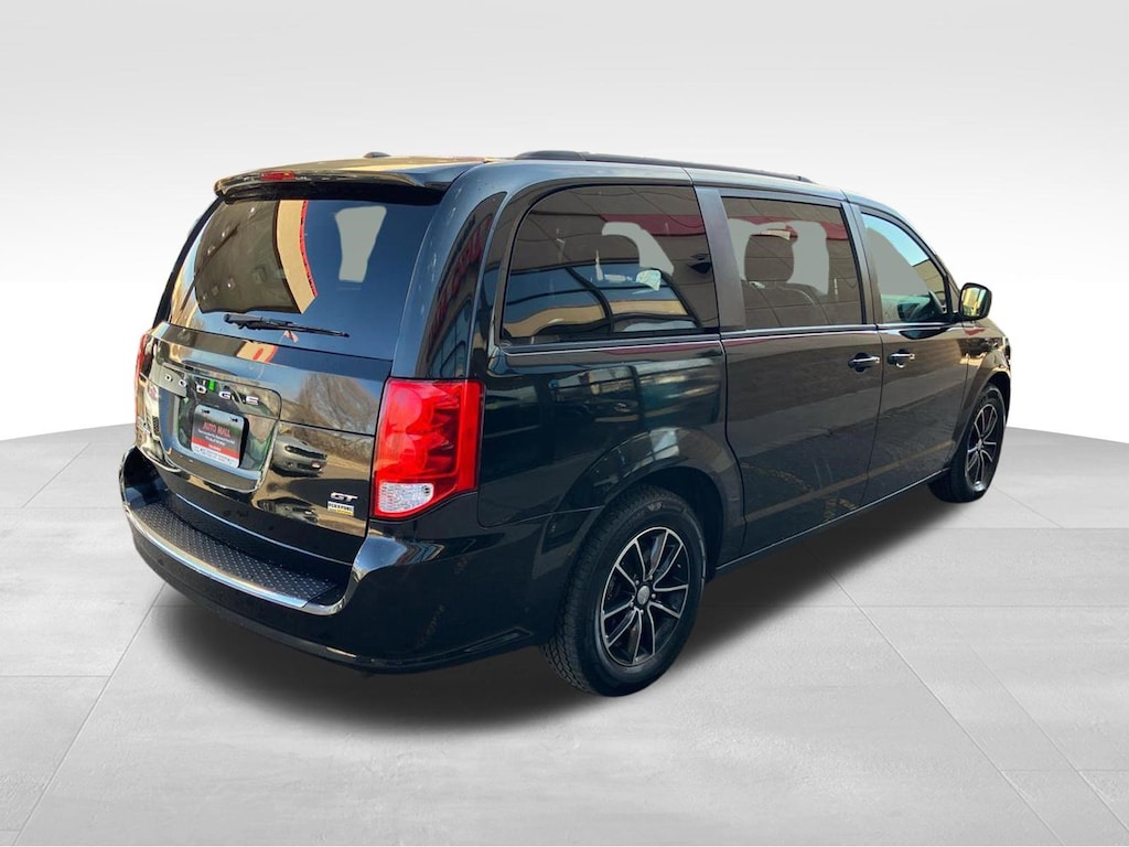 Used 2018 Dodge Grand Caravan GT Van Passenger Van