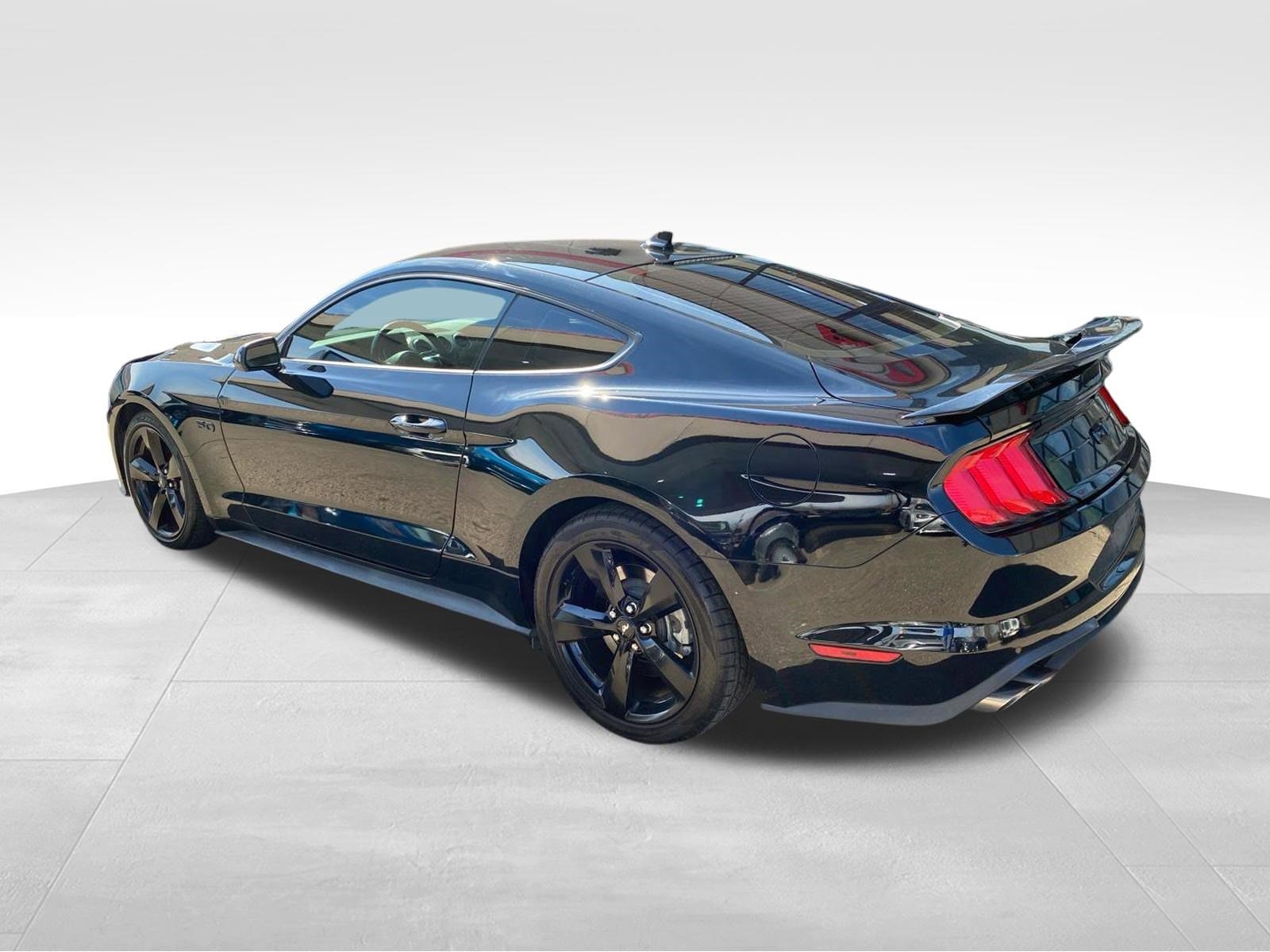 2023 Ford Mustang GT - Photo 6