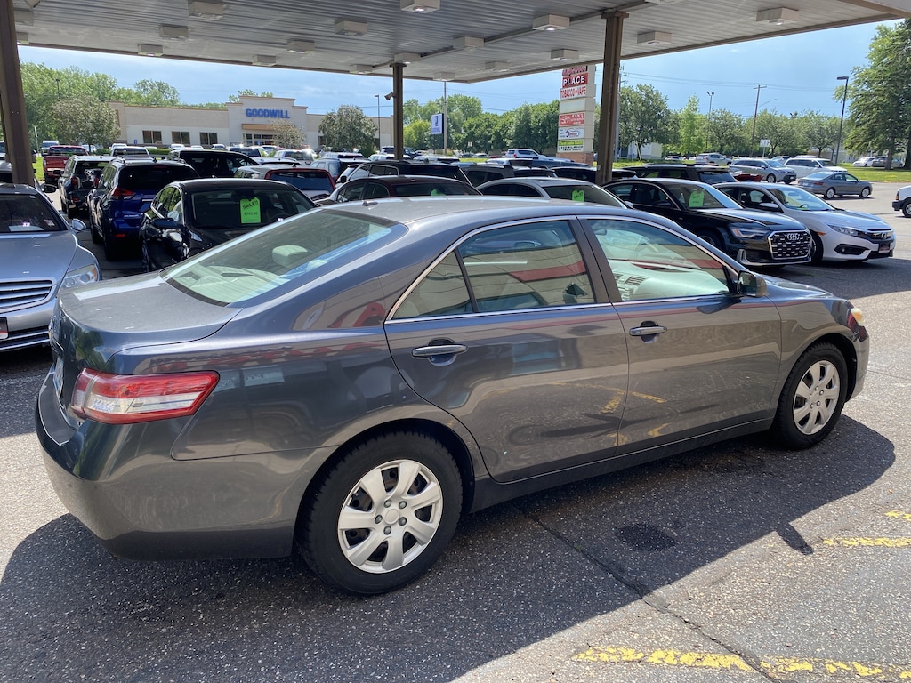 Used 2010 Toyota Camry LE Sedan