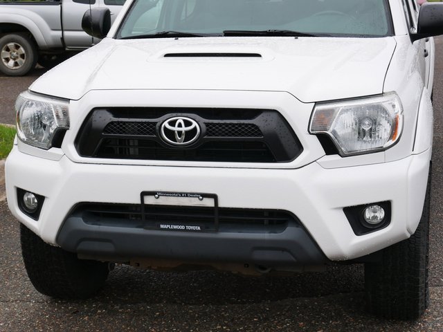 Certified 2015 Toyota Tacoma  with VIN 3TMLU4EN0FM198209 for sale in Maplewood, Minnesota