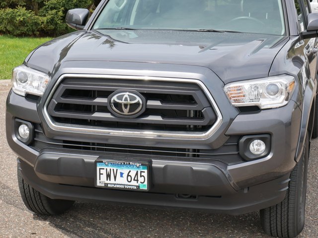 Used 2021 Toyota Tacoma SR5 with VIN 5TFCZ5AN3MX270105 for sale in Maplewood, Minnesota