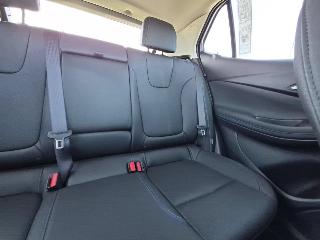 2026 Buick Encore GX Sport Touring - Photo 7