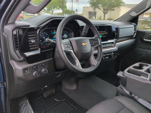2023 Chevrolet Silverado 1500 LT - Photo 8