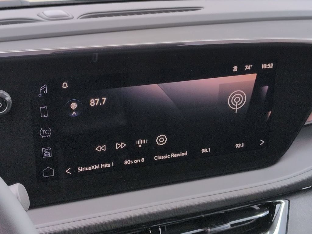 2026 Buick Envista Sport Touring - Photo 12
