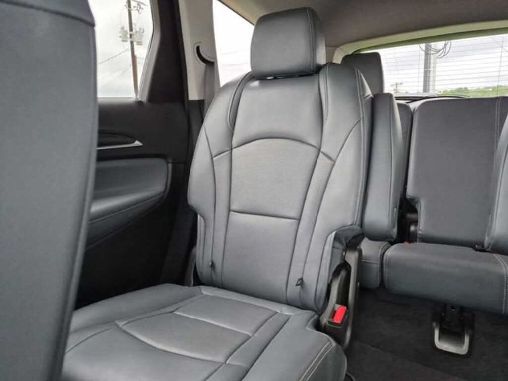Used 2020 Buick Enclave Essence SUV