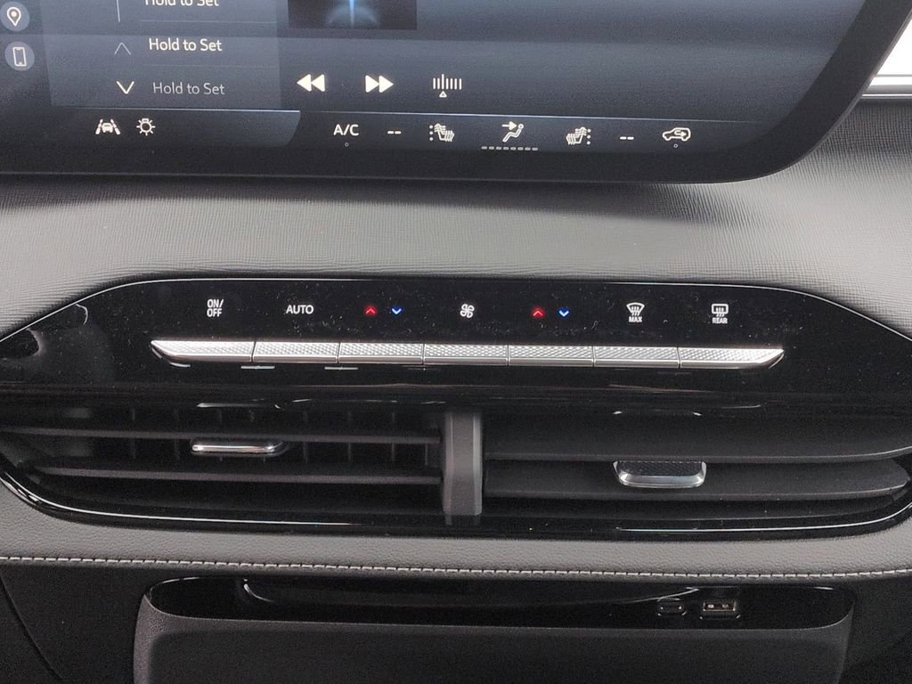 2026 Buick Enclave Preferred - Photo 9
