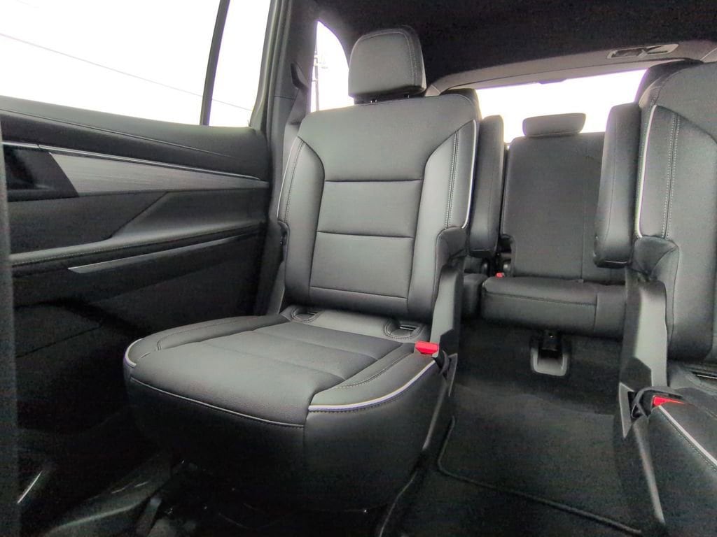 2026 Buick Enclave Preferred - Photo 4
