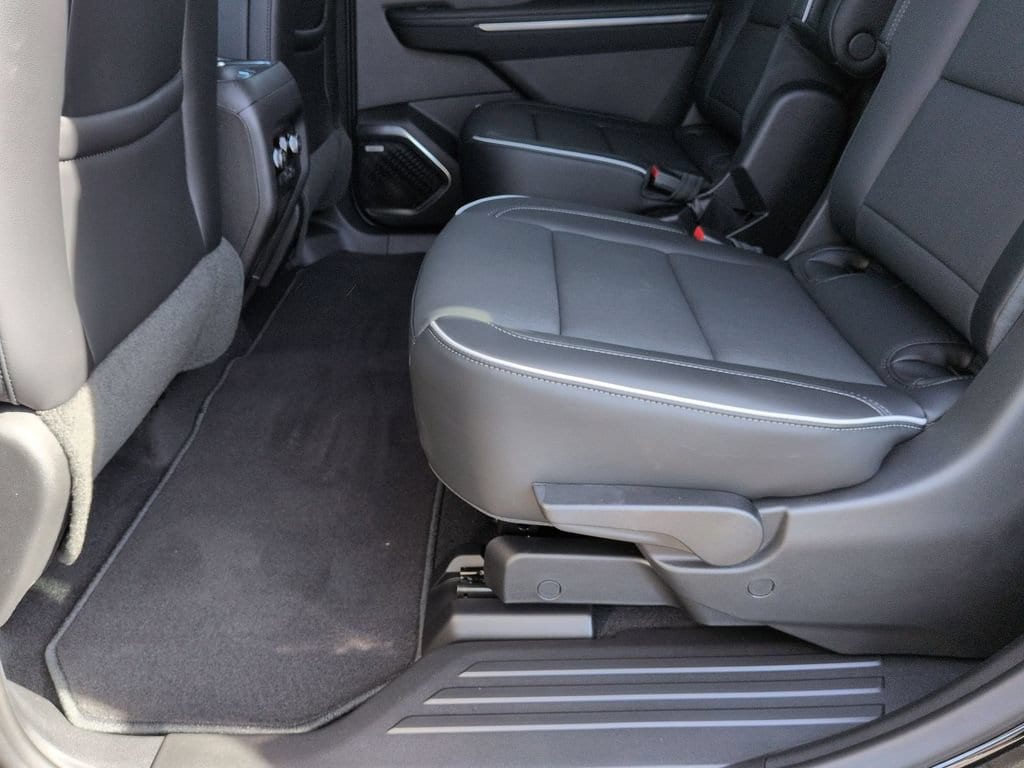 2026 Buick Enclave Preferred - Photo 24