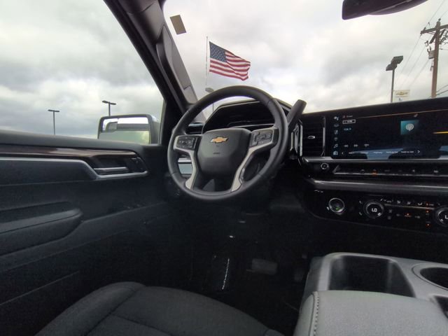 2023 Chevrolet Silverado 1500 LT - Photo 7
