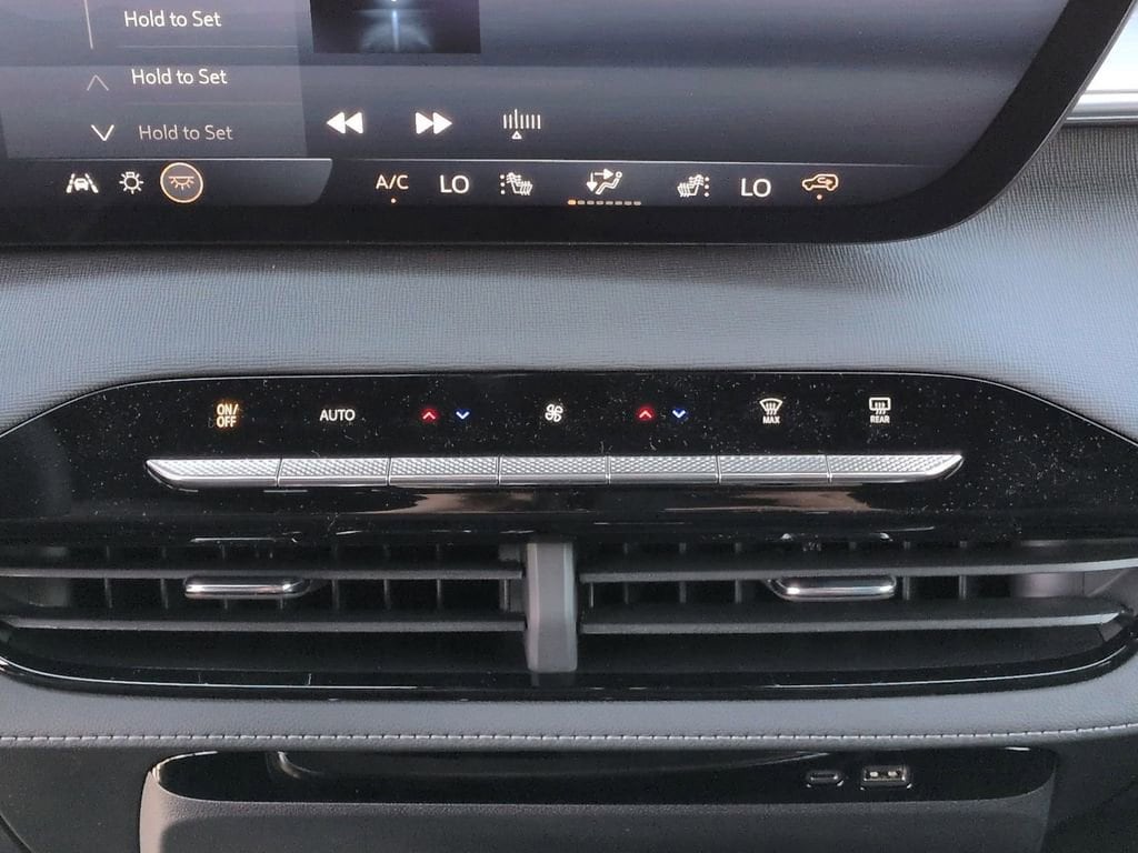 2026 Buick Enclave Preferred - Photo 9