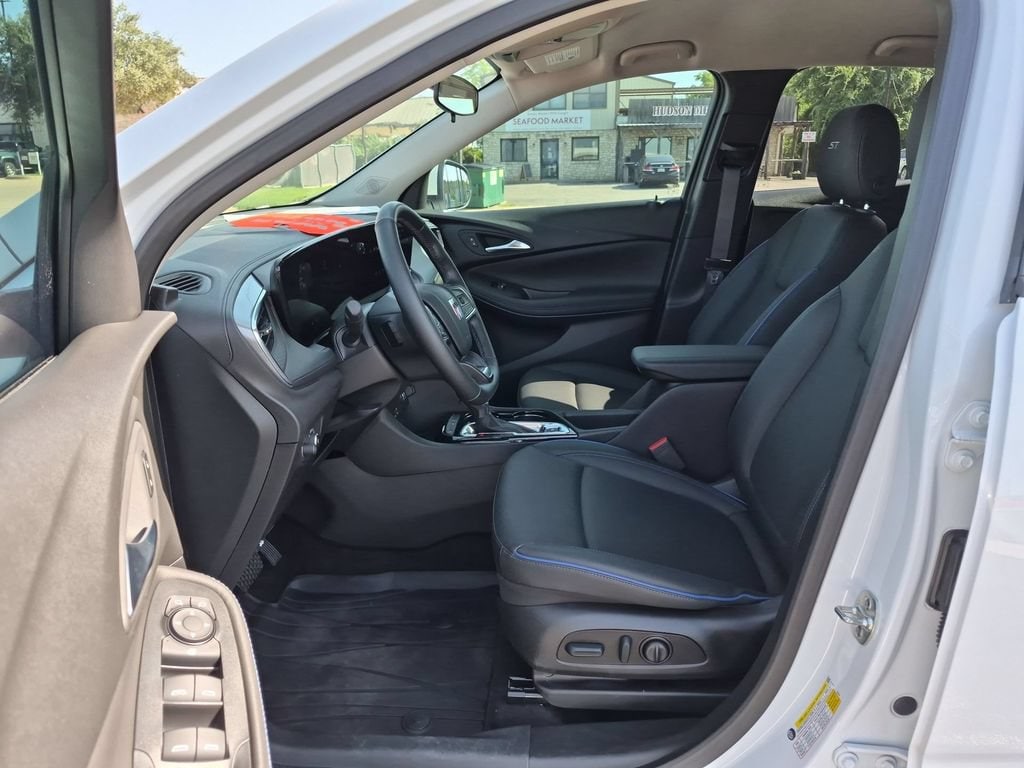 2026 Buick Encore GX Sport Touring - Photo 17