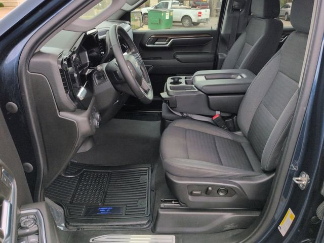 2023 Chevrolet Silverado 1500 LT - Photo 16