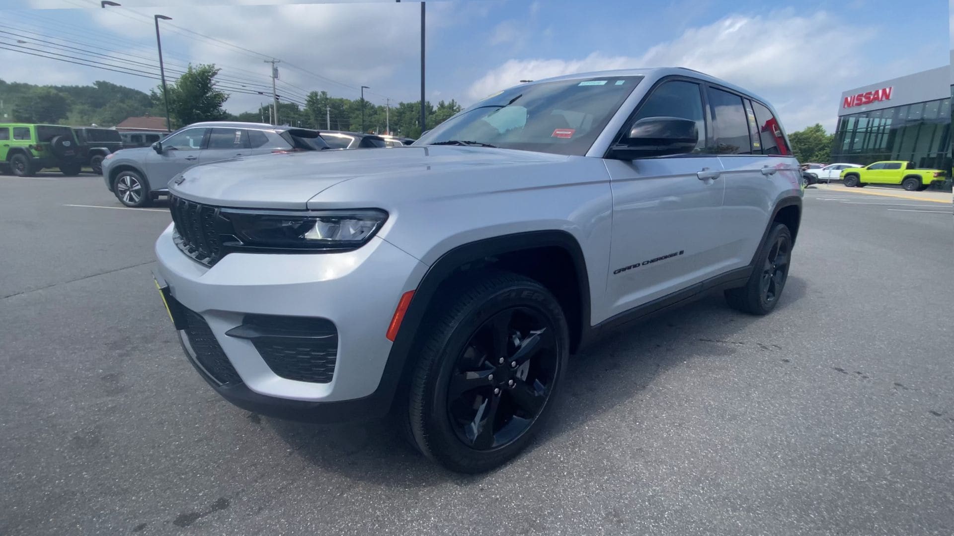 2023 Jeep Grand Cherokee Altitude - Photo 6