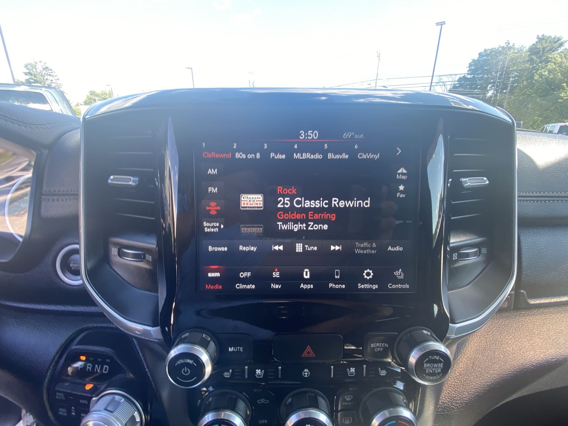 2020 RAM Ram 1500 Pickup Laramie - Photo 15