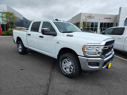 2024 Ram 2500 TRADESMAN CREW CAB 4X4 6'4 BOX Pickup