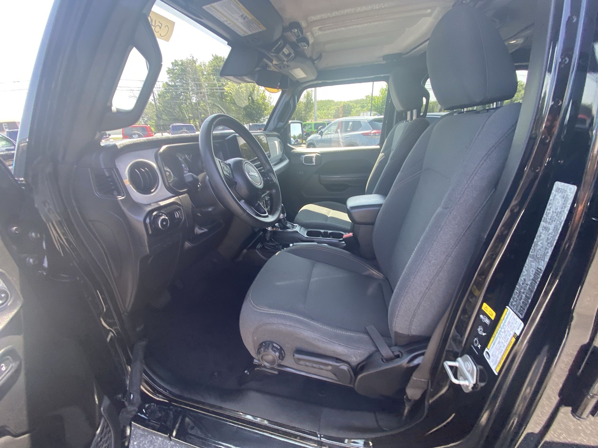 2024 Jeep Wrangler 4-Door Sport S - Photo 11