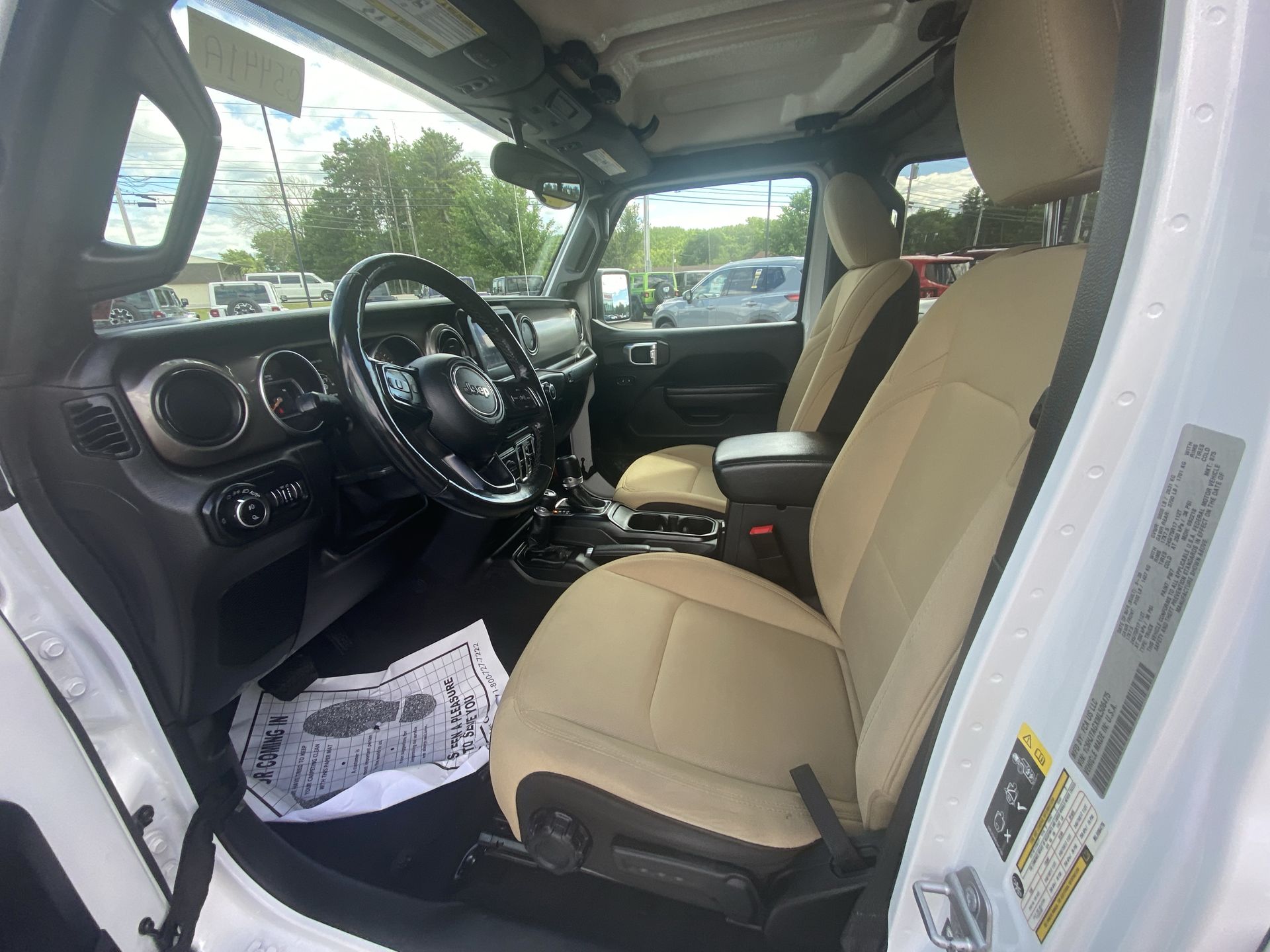2021 Jeep Gladiator Sport S - Photo 11