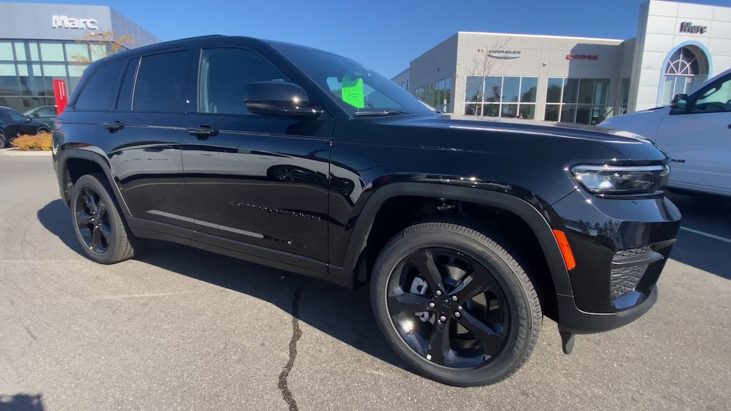 New 2025 Jeep Grand Cherokee ALTITUDE X 4X4 Sport Utility
