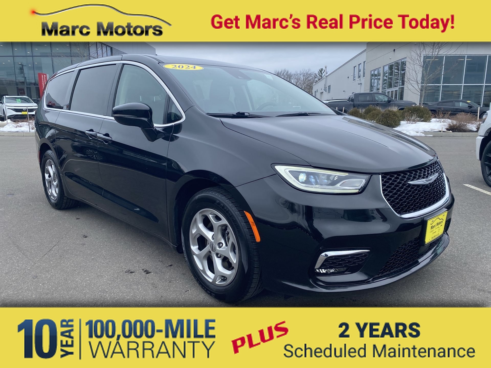 2024 Chrysler Pacifica Van Passenger Van 