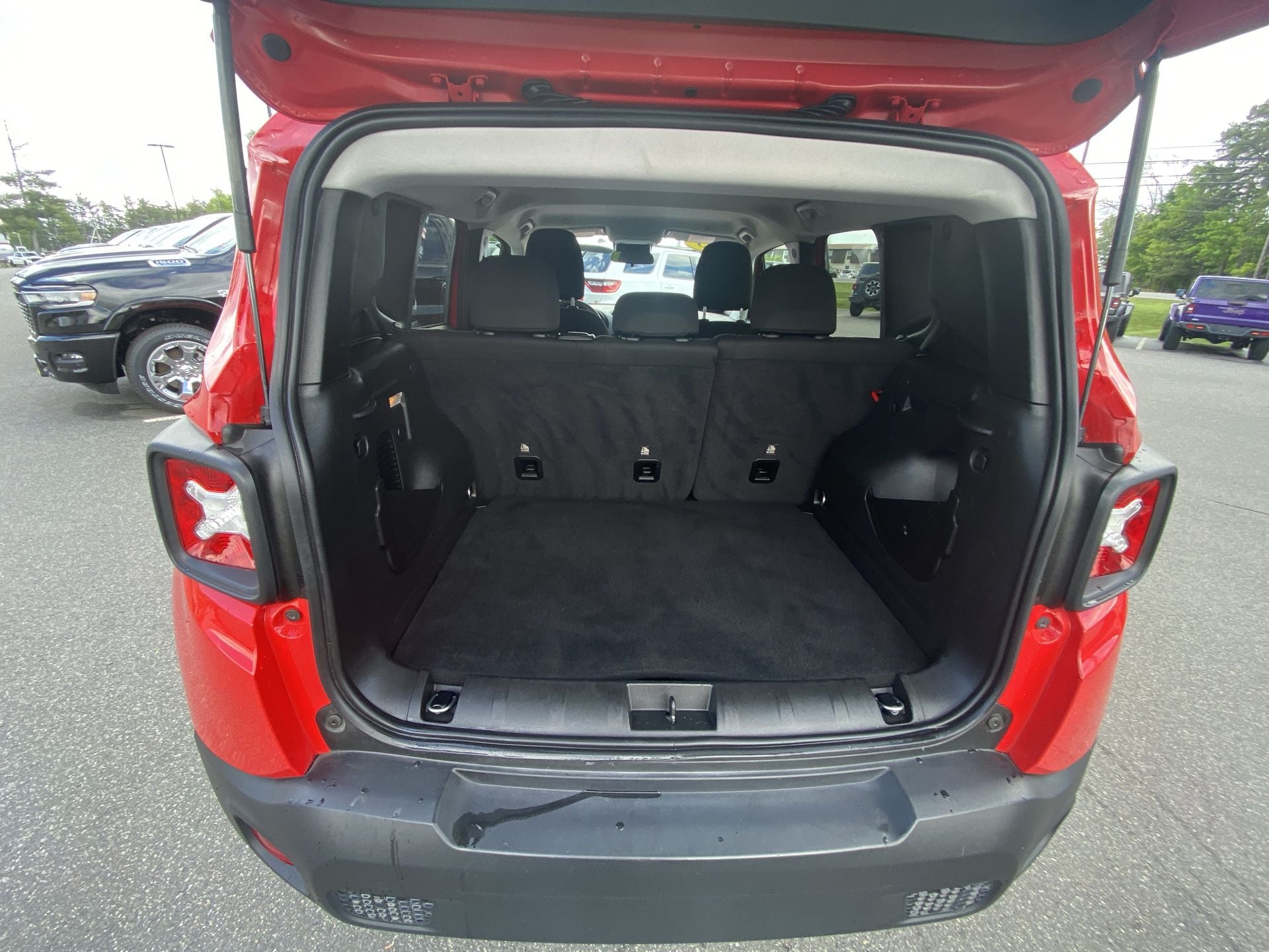 2023 Jeep Renegade Latitude - Photo 22