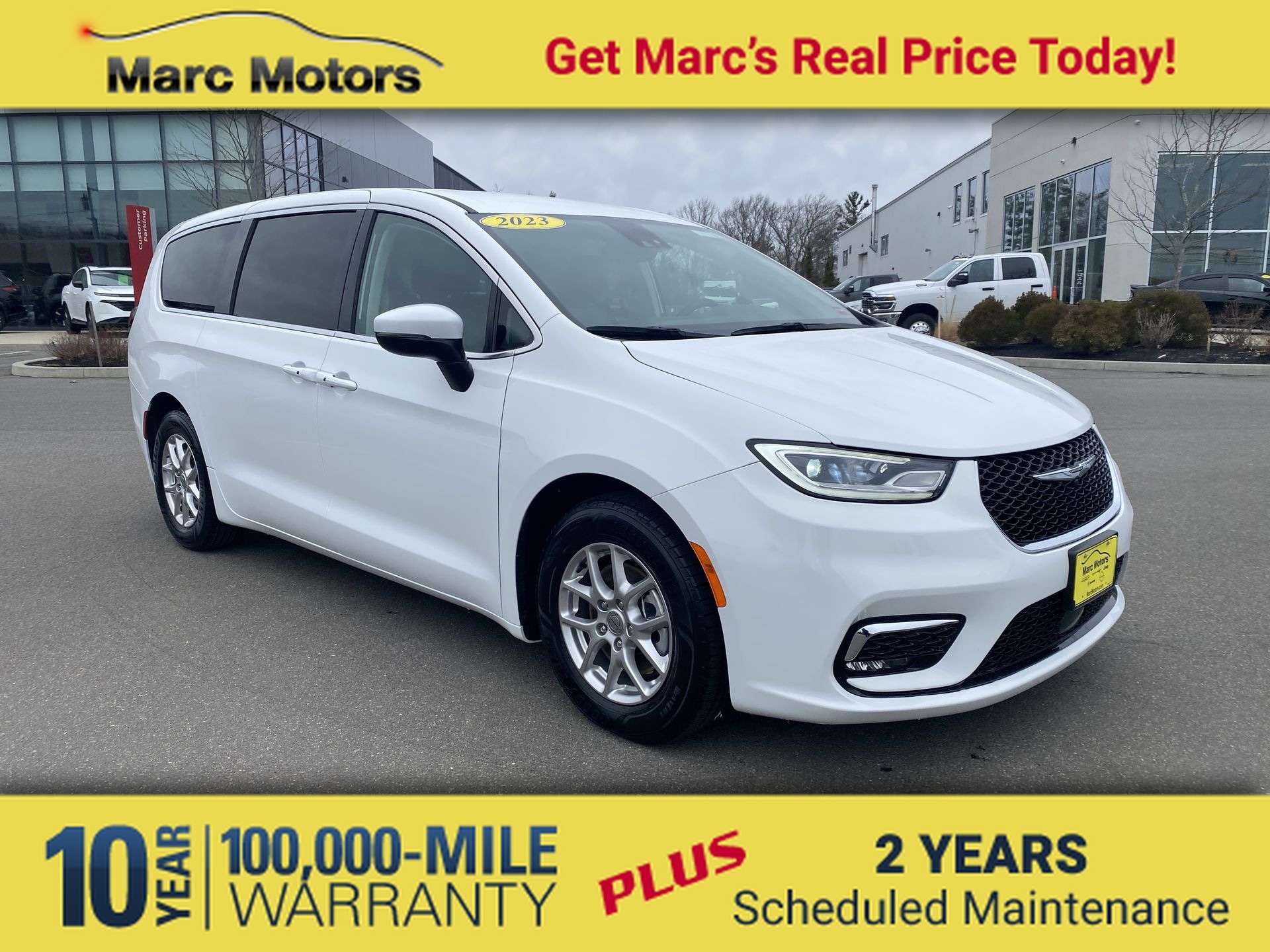 2023 Chrysler Pacifica Van Passenger Van 