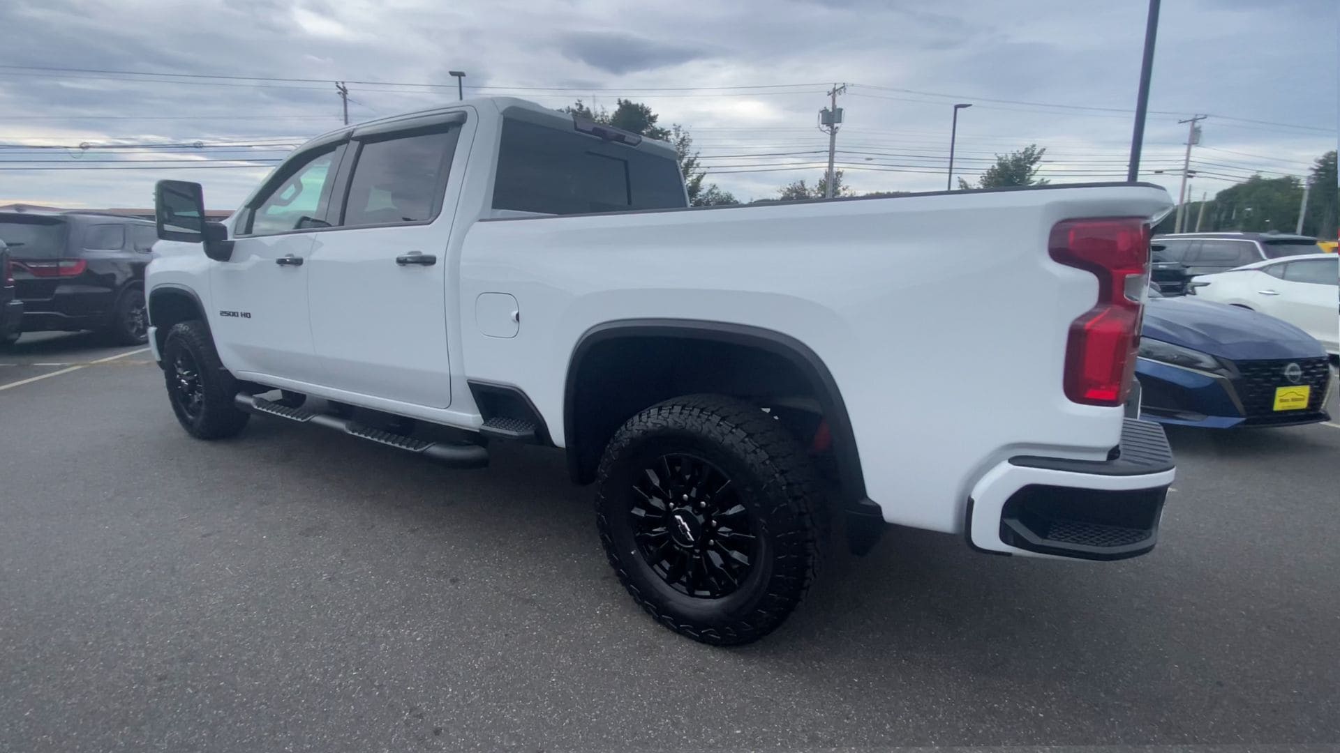 2024 Chevrolet Silverado 2500HD LTZ - Photo 8