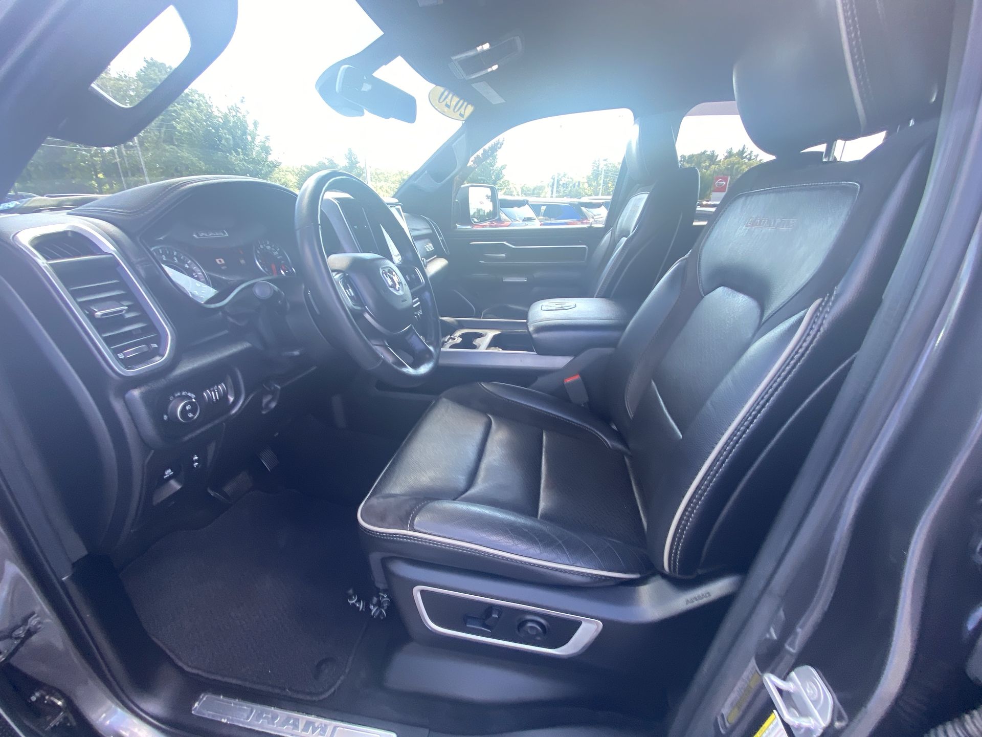 2020 RAM Ram 1500 Pickup Laramie - Photo 11